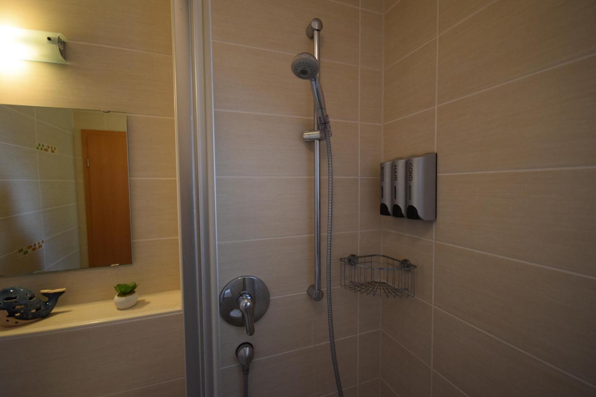 Nestwerk Clever R23-11 - Arbeiten, Erholen & Zentrumsnah Biberach an der Riß Exterior foto